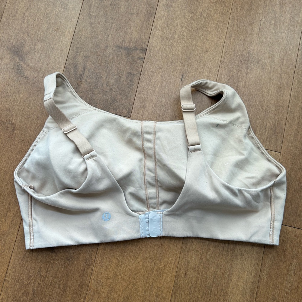 LULULEMON BRAS (3 in total)